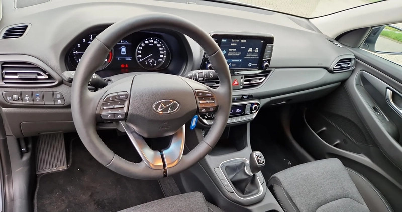 Hyundai I30 cena 98000 przebieg: 1000, rok produkcji 2023 z Ujazd małe 301